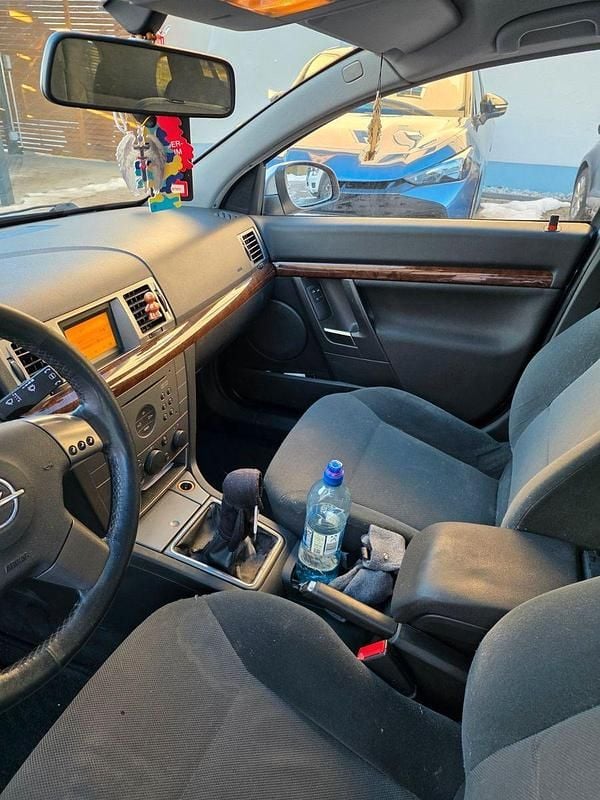 Gebraucht Opel Vectra Cosmo 155 PS (114 kW) 2004 Silber Kombi