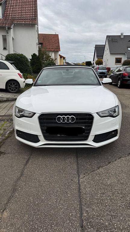 Weiß Gebraucht 2012 Audi A5 Cabriolet S-Line Cabrio | 11.600 € (Guter Preis) - Bild 1/4
