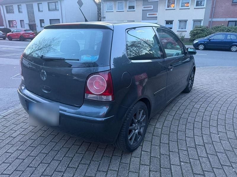 Gebraucht VW Polo Comfortline 64 PS (47 kW) 2007 Silber Kleinwagen