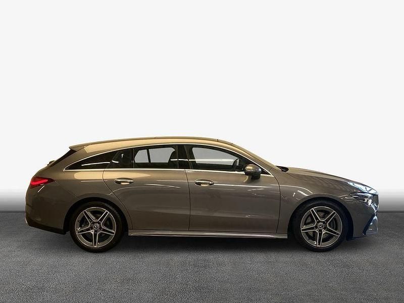 Gebraucht Mercedes CLA200 Advanced Plus 150 PS (110 kW) 2025 Grau Kombi