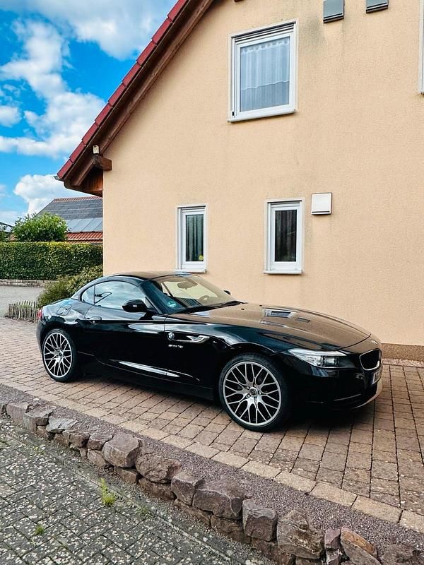 Schwarz Gebraucht 2014 BMW Z4 Cabrio | 22.000 € - Bild 1/4