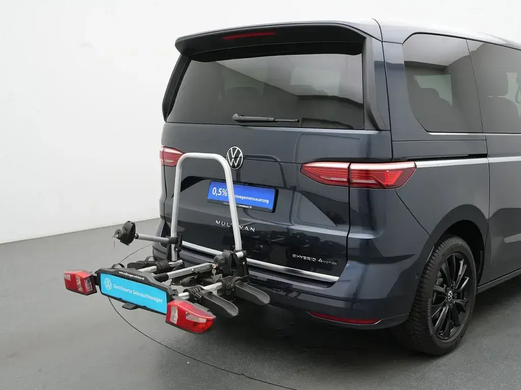 Gebraucht VW Multivan Style 245 PS (180 kW) 2025 Starlight blue Van / Kleinbus