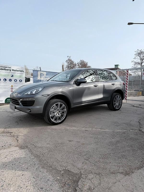 Gebraucht Porsche Cayenne 400 PS (294 kW) 2013 Silber SUV
