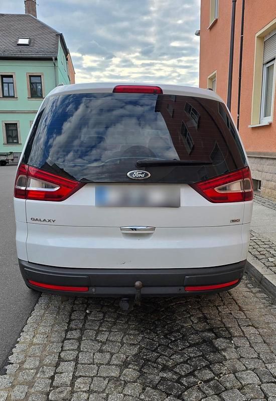 Usata Ford Galaxy 200 CV (147 kW) 2011 Bianco Monovolume