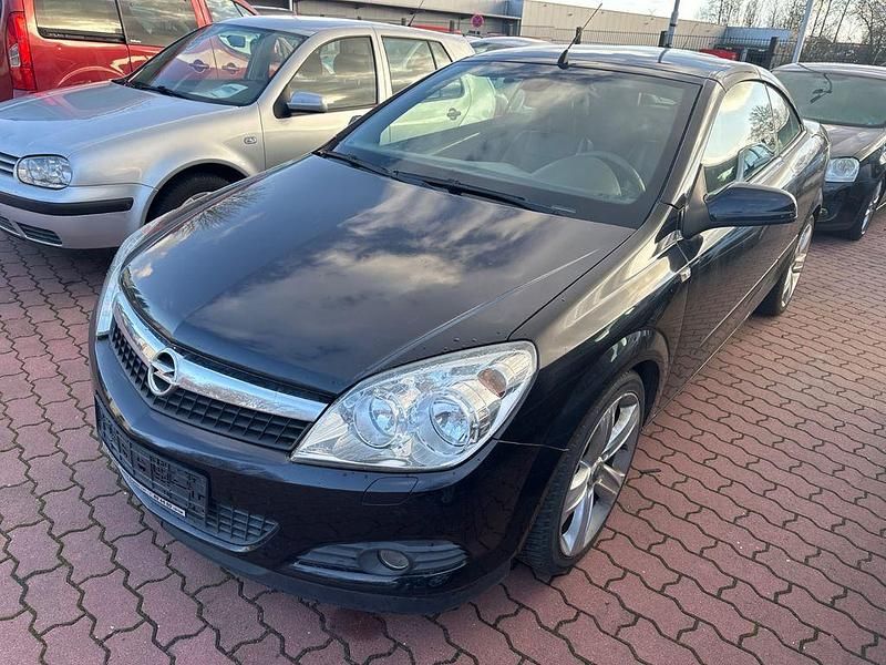 Gebraucht Opel Astra Cabriolet 140 PS (102 kW) 2008 Schwarz Cabrio