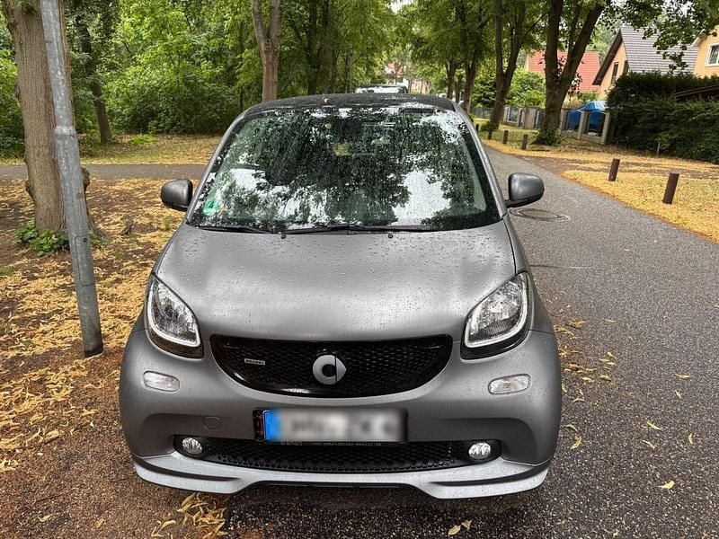 Grau Gebraucht 2018 Smart ForTwo Coupé Brabus Coupé | 22.999 € (Etwas zu teuer) - Bild 1/4