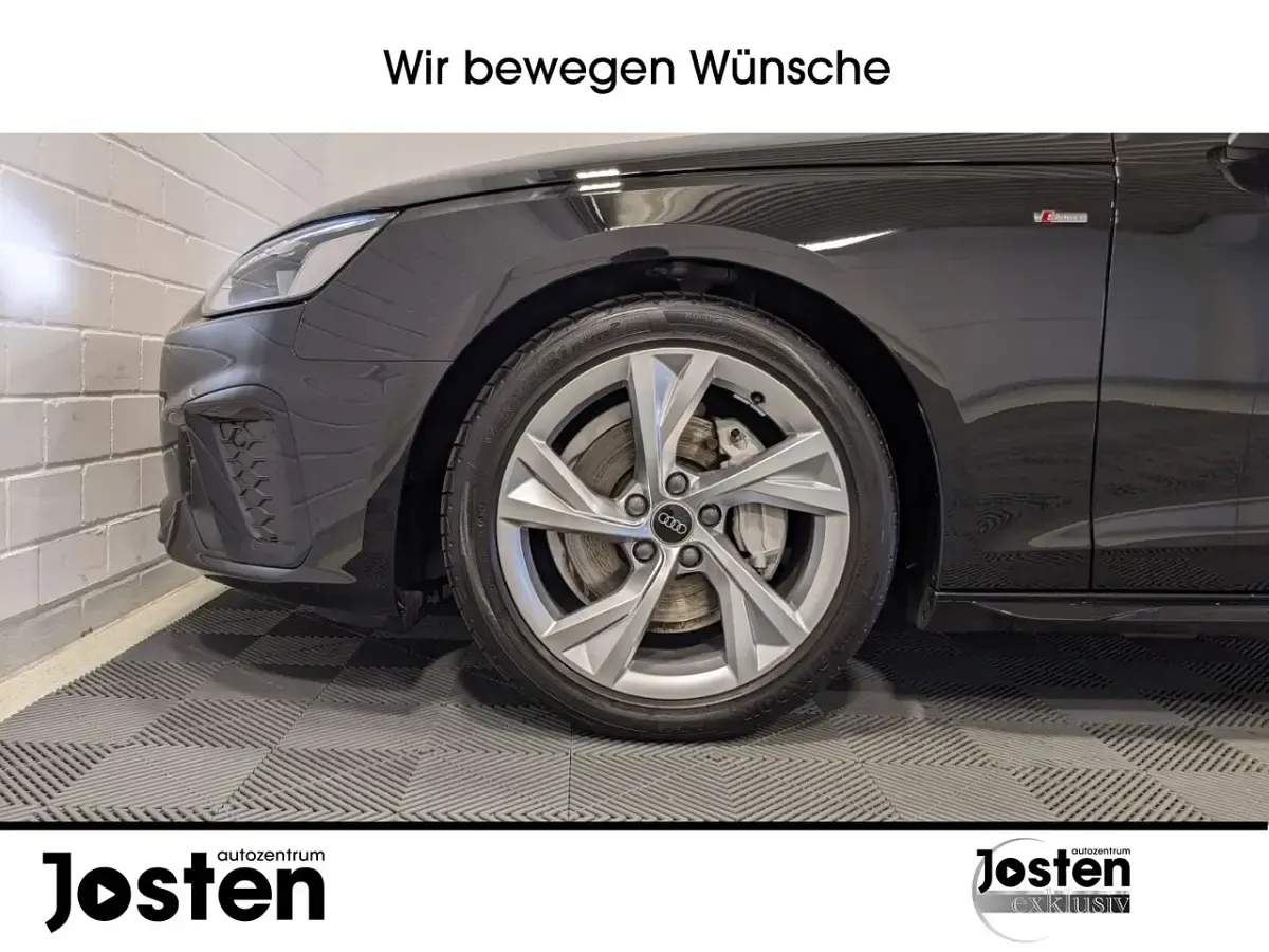Gebraucht Audi A4 S-Line 204 PS (150 kW) 2024 Mythosschwarz metallic Kombi