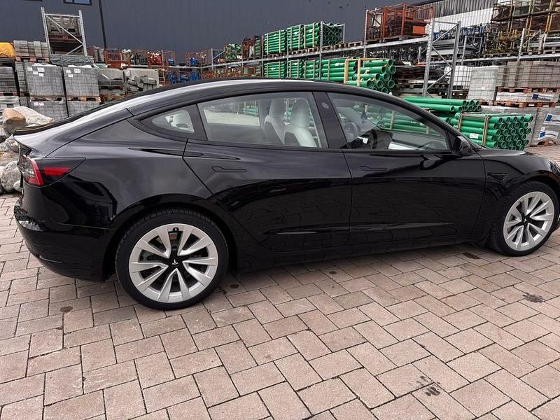 Gebraucht Tesla Model 3 324 kW (441 PS) 2022 Schwarz Limousine