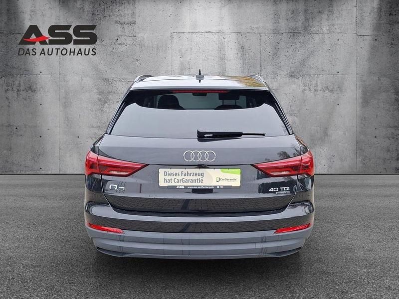 Gebraucht Audi Q3 Ambiente 200 PS (147 kW) 2022 Mythosschwarz metallic SUV