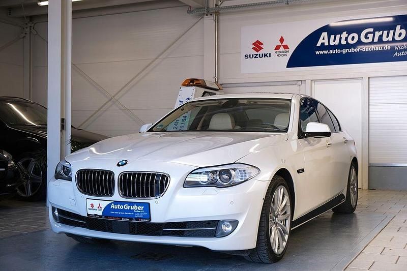 Gebraucht BMW 550 408 PS (300 kW) 2012 Frozen bronze Limousine