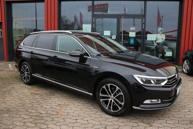 Gebraucht VW Passat Highline 190 PS (139 kW) 2018 Schwarz Kombi