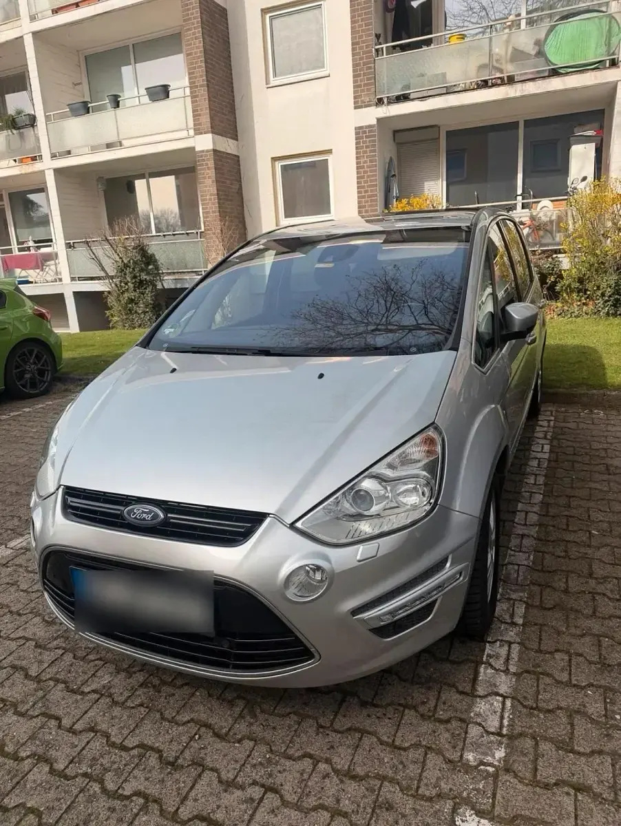 Gebraucht Ford S-MAX 205 PS (150 kW) 2013 Silber Van / Kleinbus