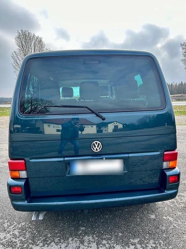 Usado VW T4 102 HP (75 kW) 2002 Verde Van