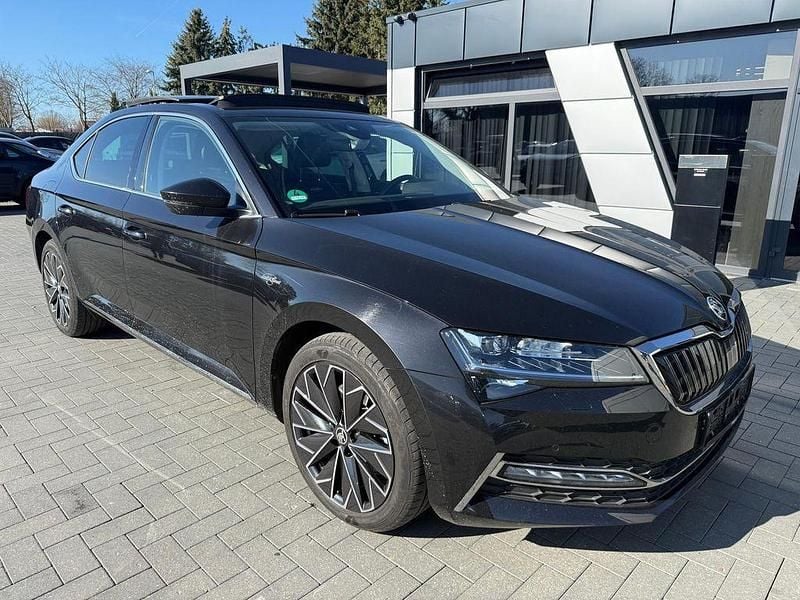 Gebraucht Skoda Superb LAURIN & KLEMENT 218 PS (160 kW) 2021 Schwarz Limousine