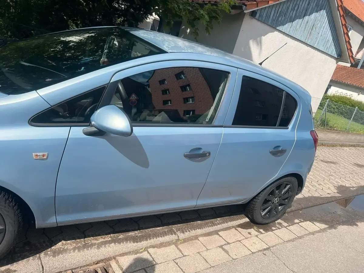 Gebraucht Opel Corsa 80 PS (58 kW) 2009 Blau Kleinwagen