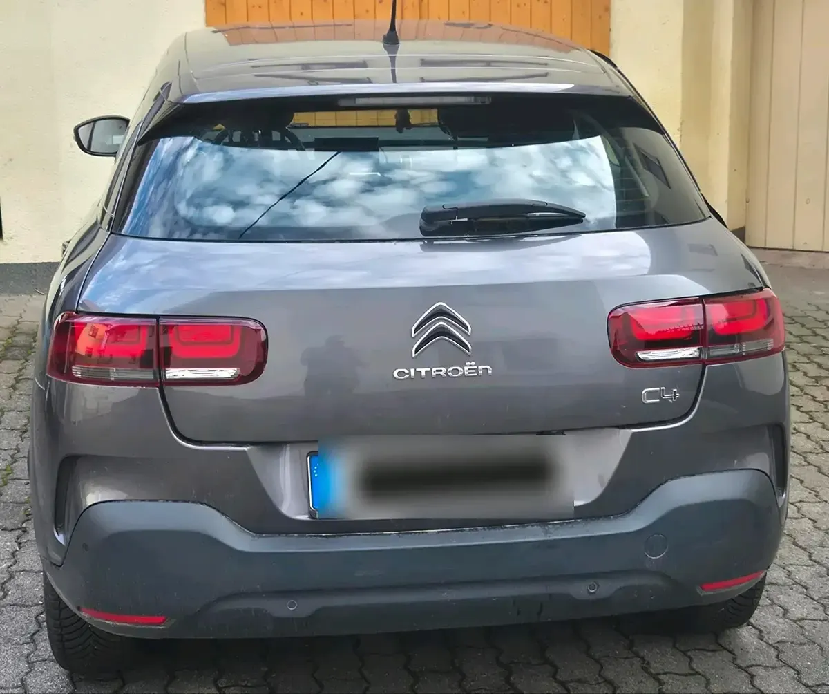 Gebraucht Citroën C4 Live 110 PS (80 kW) 2019 Grau Limousine