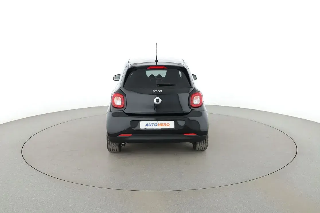 Gebraucht Smart ForFour Basis 90 PS (66 kW) 2019 Schwarz Kleinwagen