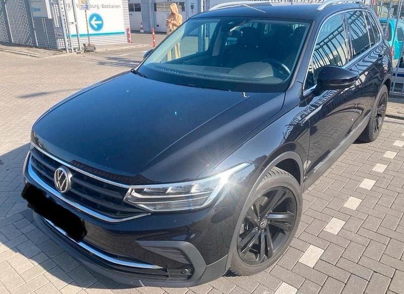 Schwarz Gebraucht 2021 VW Tiguan Life SUV | 15.700 € (Superpreis) - Bild 1/4