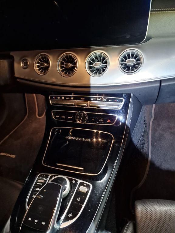 Gebraucht Mercedes E350 286 PS (210 kW) 2020 Schwarz Coupé