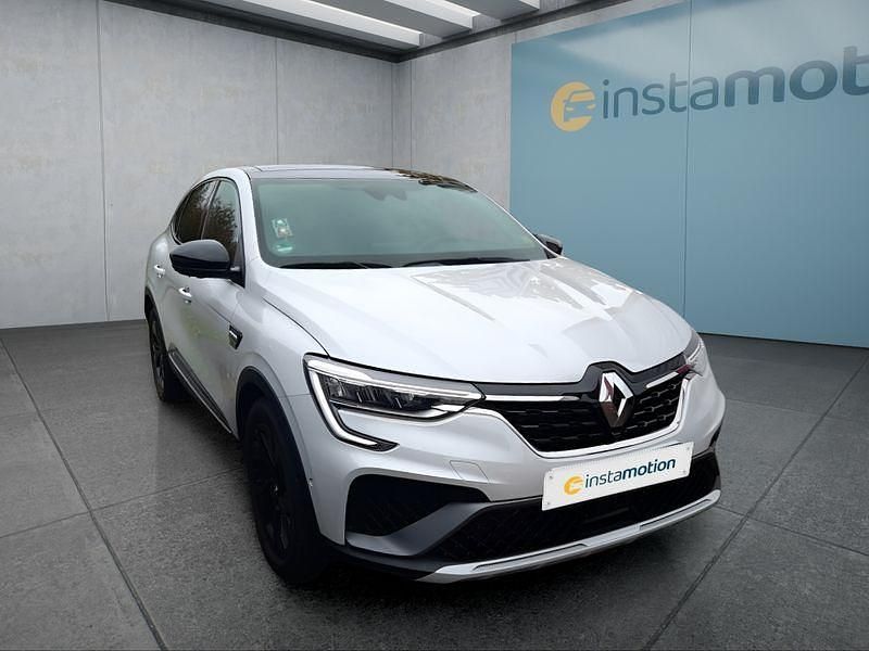 Gebraucht Renault Arkana 158 PS (116 kW) 2022 Weiß SUV
