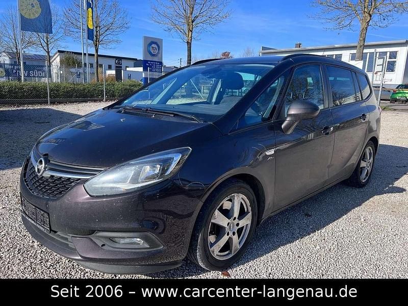 Mahagonibraun/darkmahagony Gebraucht 2017 Opel Zafira Tourer Active Van / Kleinbus | 5.999 € (Superpreis) - Bild 1/4