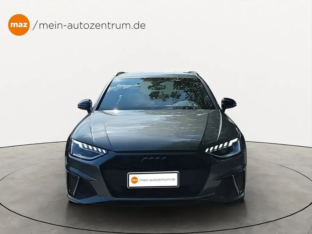Gebraucht Audi A4 Competition 204 PS (150 kW) 2022 Grau Kombi