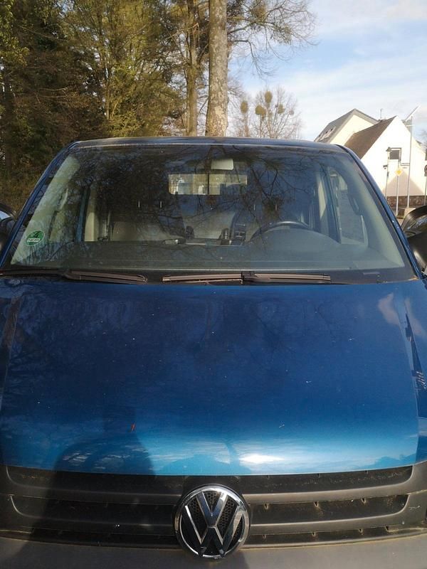Second-hand VW Transporter 180 CP (132 kW) 2010 Albastru Van