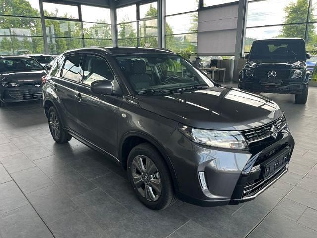 Gebraucht Suzuki Vitara Comfort 110 PS (80 kW) 2025 Titan dark gray metallic SUV