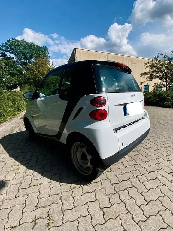 Gebraucht Smart ForTwo Coupé Passion 71 PS (52 kW) 2012 Weiß Coupé