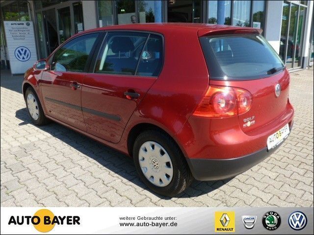Gebraucht VW Golf V Trendline 102 PS (75 kW) 2005 Rot metallic Limousine