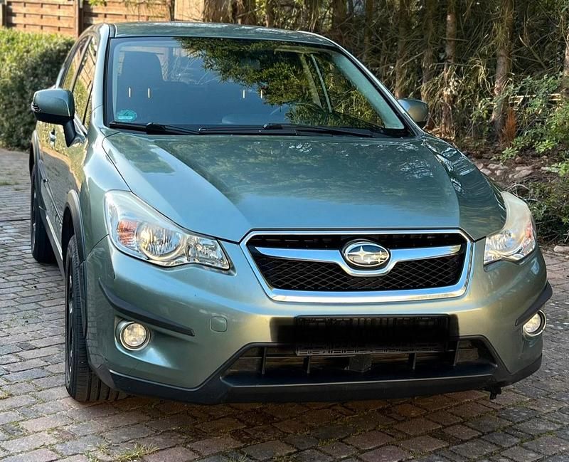 Grün Gebraucht 2012 Subaru XV SUV | 2.900 € - Bild 1/4