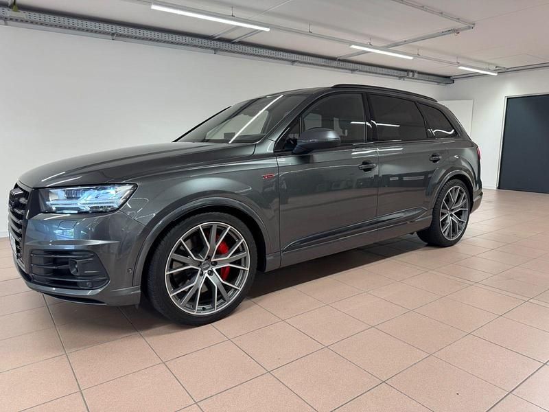 Grau Gebraucht 2018 Audi SQ7 Sport SUV | 47.490 € (Fairer Preis) - Bild 1/4