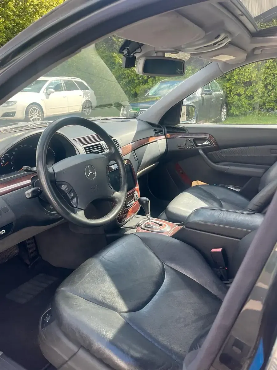 Gebraucht Mercedes S320 224 PS (164 kW) 2000 Schwarz Limousine