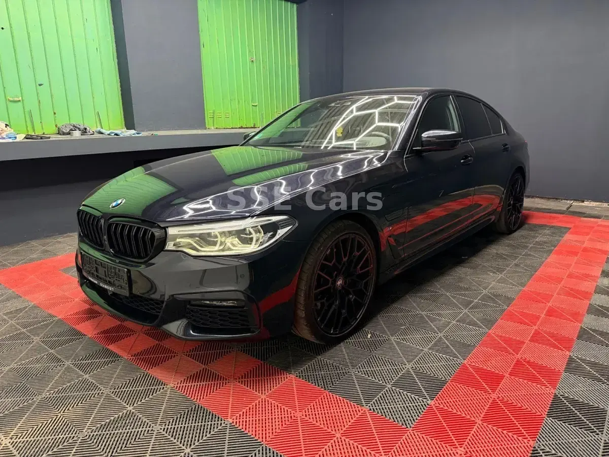 Gebraucht BMW 530e M Sport 184 PS (135 kW) 2019 Schwarz Limousine