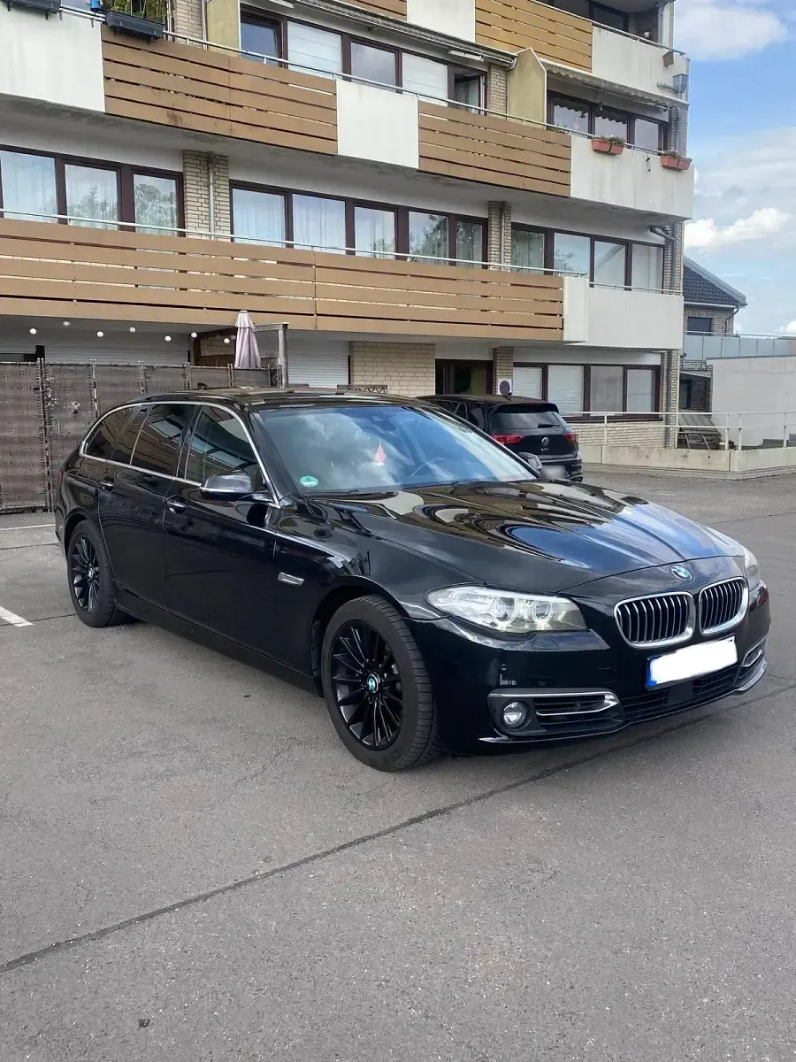 Gebraucht BMW 520 184 PS (135 kW) 2014 Schwarz Kombi