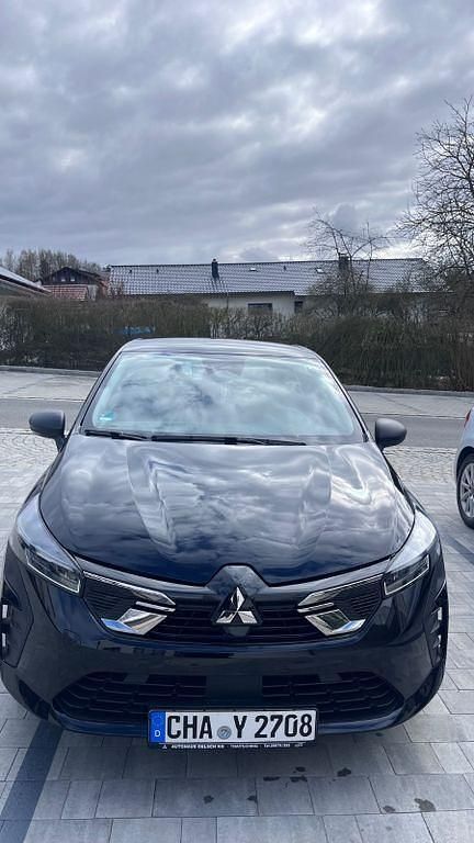 Gebraucht Mitsubishi Colt 67 PS (49 kW) 2025 Schwarz Kleinwagen