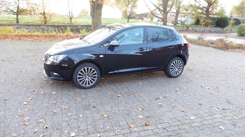 Schwarz Gebraucht 2016 Seat Ibiza CONNECT Kleinwagen | 8.800 € (Fairer Preis) - Bild 1/4