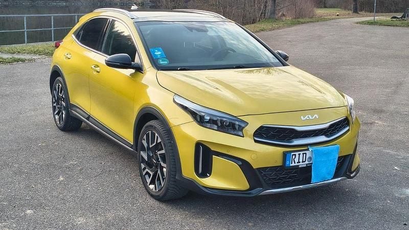 Gebraucht Kia XCeed Platinum 160 PS (117 kW) 2023 Gelb SUV