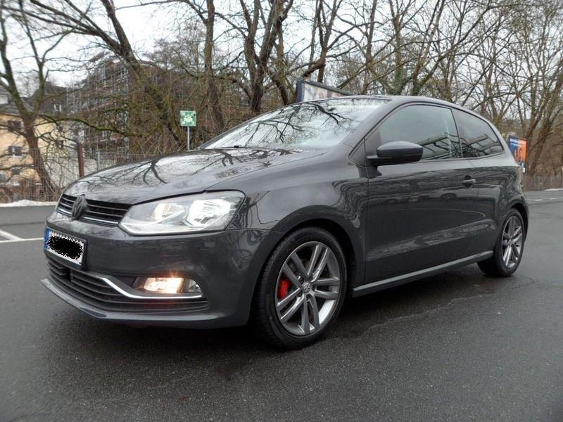 Gebraucht VW Polo LOUNGE 90 PS (66 kW) 2016 Grau