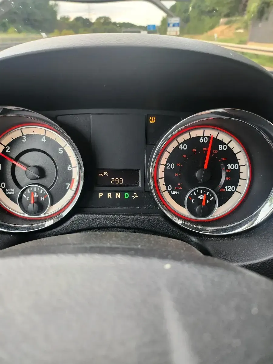 Gebraucht Dodge Grand Caravan 287 PS (211 kW) 2014 Weiß Van / Kleinbus