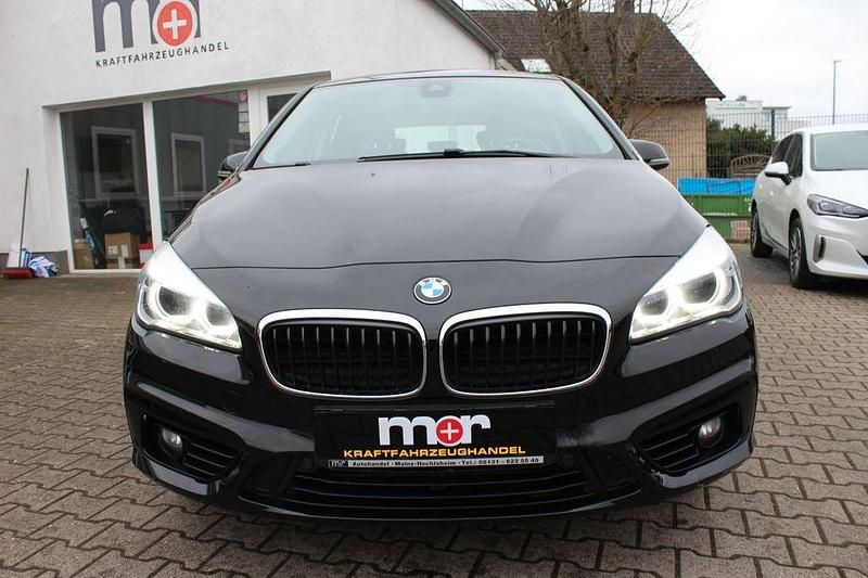 Gebraucht BMW 218 Active Tourer Sport Line 136 PS (100 kW) 2017 Schwarz Van / Kleinbus