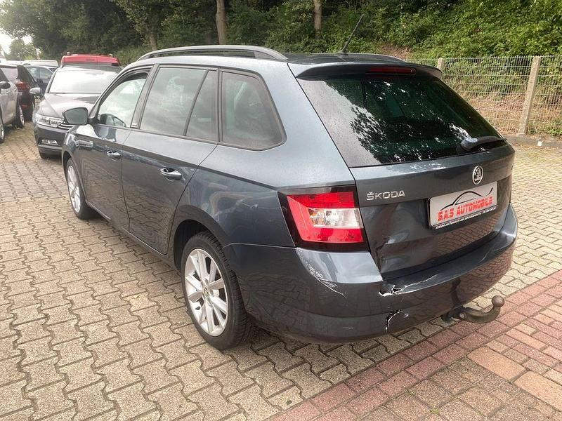 Gebraucht Skoda Fabia Joy 90 PS (66 kW) 2016 Grau Kleinwagen