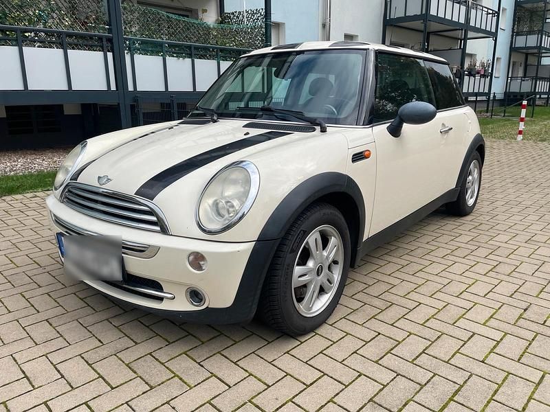 Weiß Gebraucht 2005 Mini ONE Kleinwagen | 2.150 € (Guter Preis) - Bild 1/4