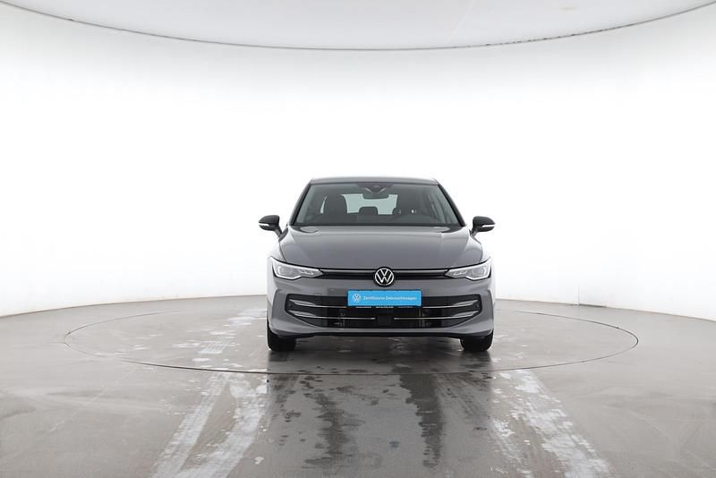 Gebraucht VW Golf VIII Goal 116 PS (85 kW) 2025 Mondsteingrau