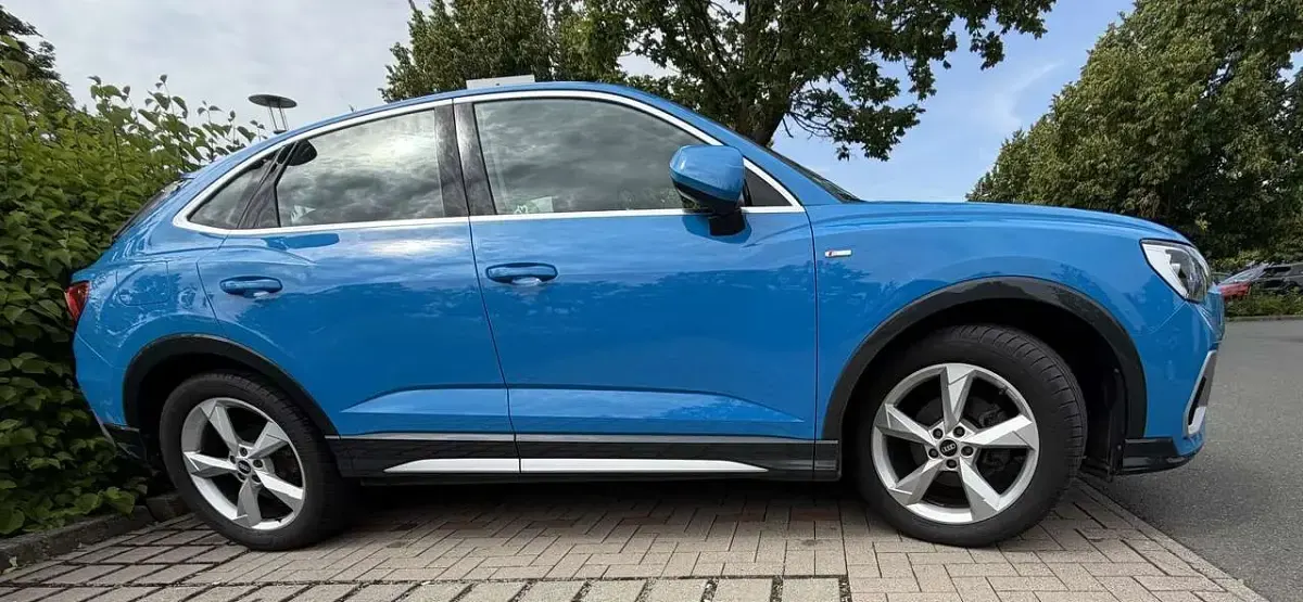 Gebraucht Audi Q3 Sportback S-Line 150 PS (110 kW) 2021 Blau SUV