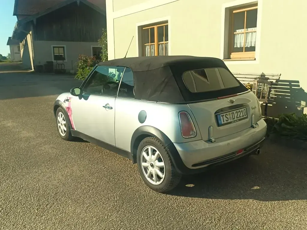 Gebraucht Mini Cooper Cabriolet 116 PS (85 kW) 2005 Silber Cabrio
