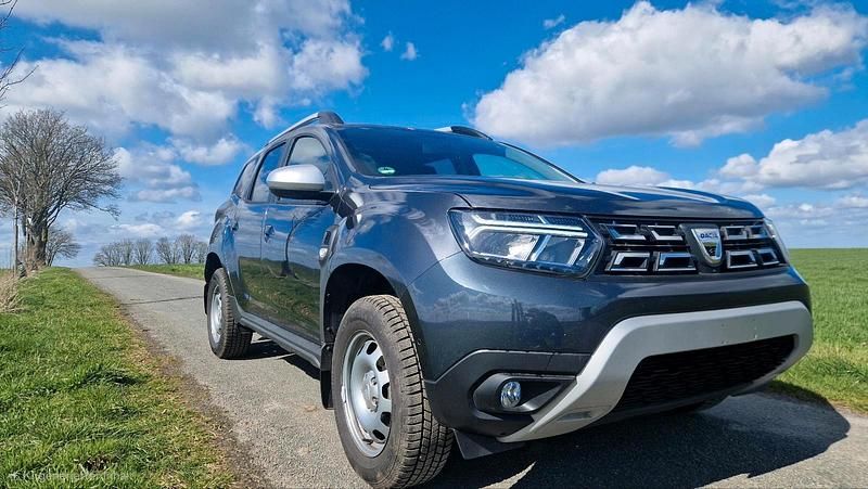 Gebraucht Dacia Duster 130 PS (95 kW) 2023 Grau SUV