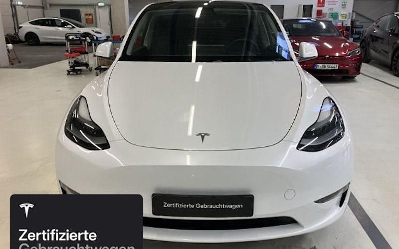 Gebraucht Tesla Model Y 273 kW (372 PS) 2023 Weiß SUV