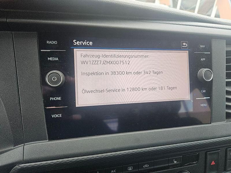 Gebraucht VW T6.1 150 PS (110 kW) 2021 Weiß Van