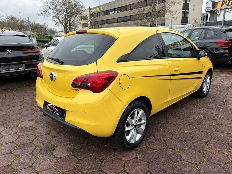 Używany Opel Corsa drive 101 KM (74 kW) 2015 Żółty Hatchback